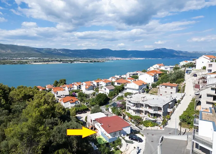 New,Close To The Beach Apartment With Domestic Olive Oil And Wine