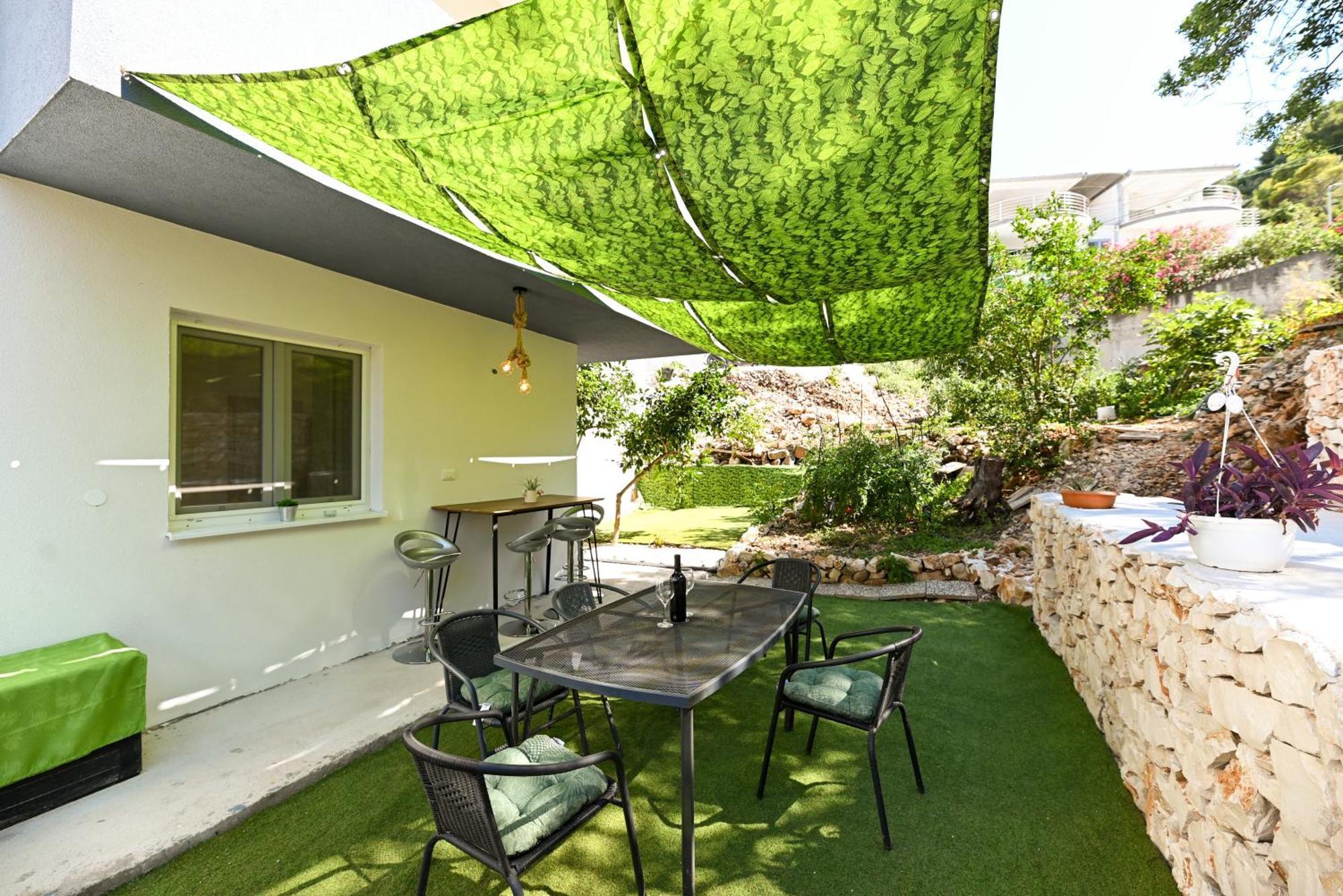 Apartmán New,close To The With Domestic Olive Oil And Wine *