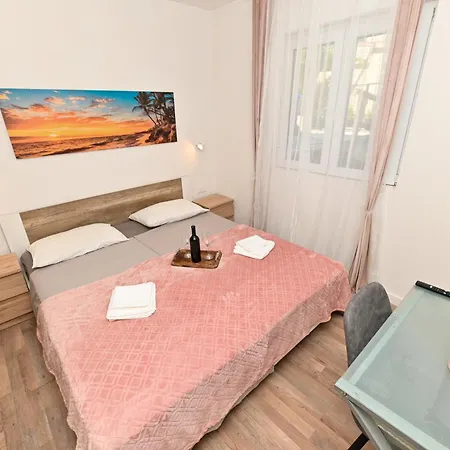 New,Close To The Beach Apartment With Domestic Olive Oil And Wine Trogir Exterior photo